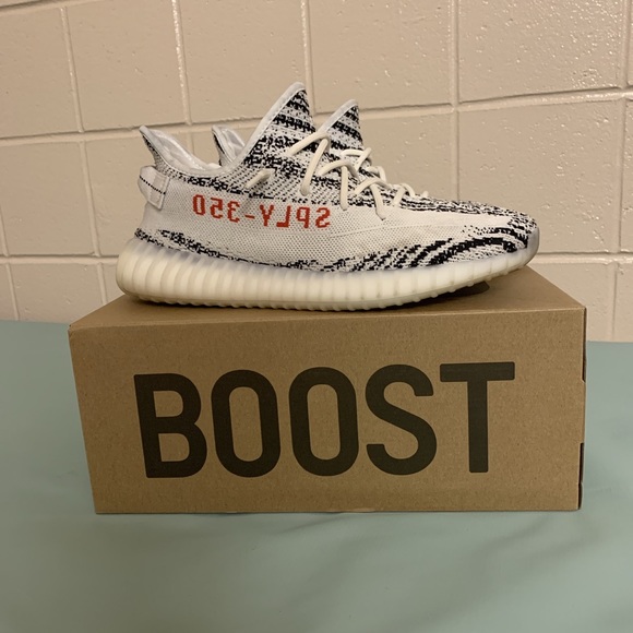 Yeezy 350 boost zebra V2